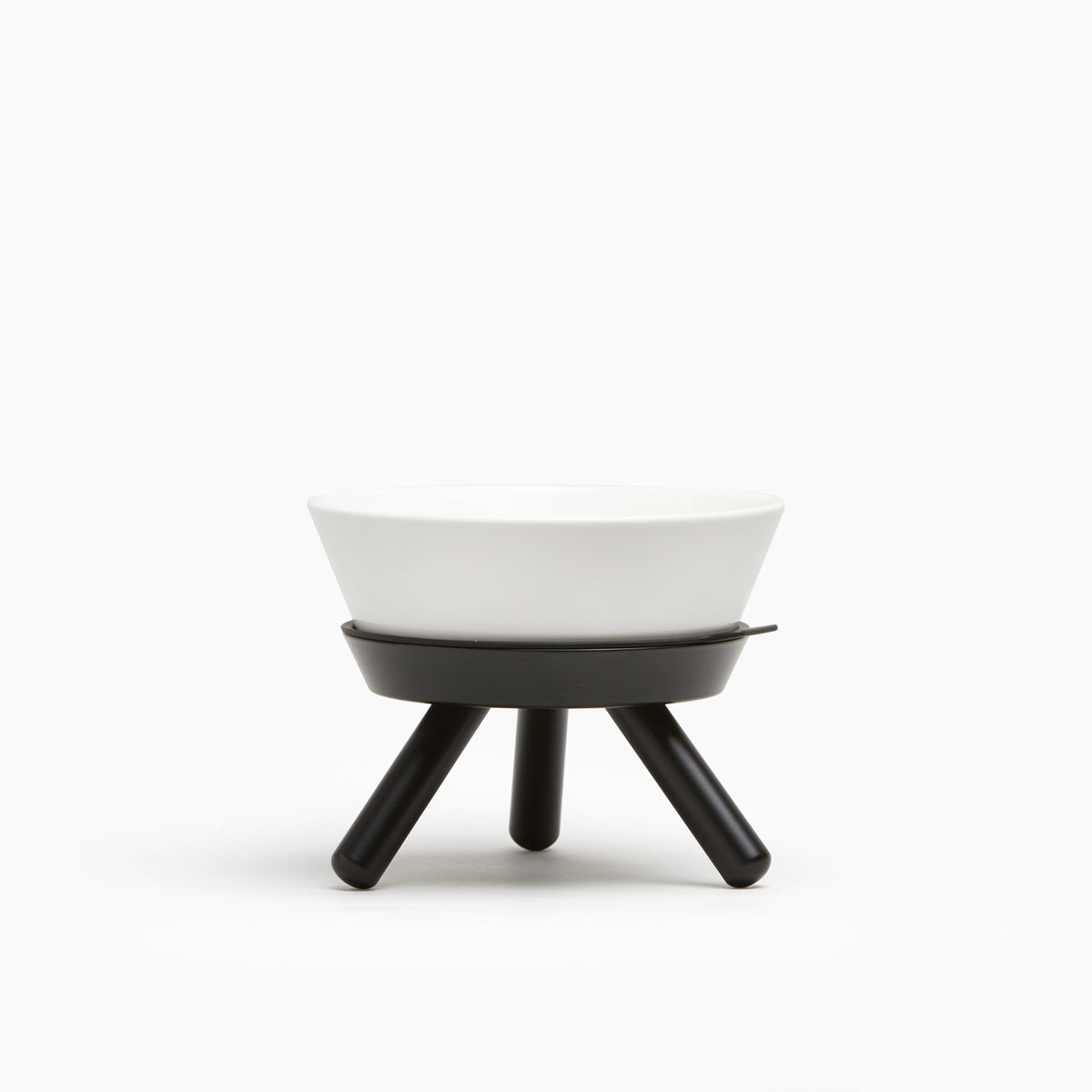 Oreo Elevated Pet Feeder Table . Black & White