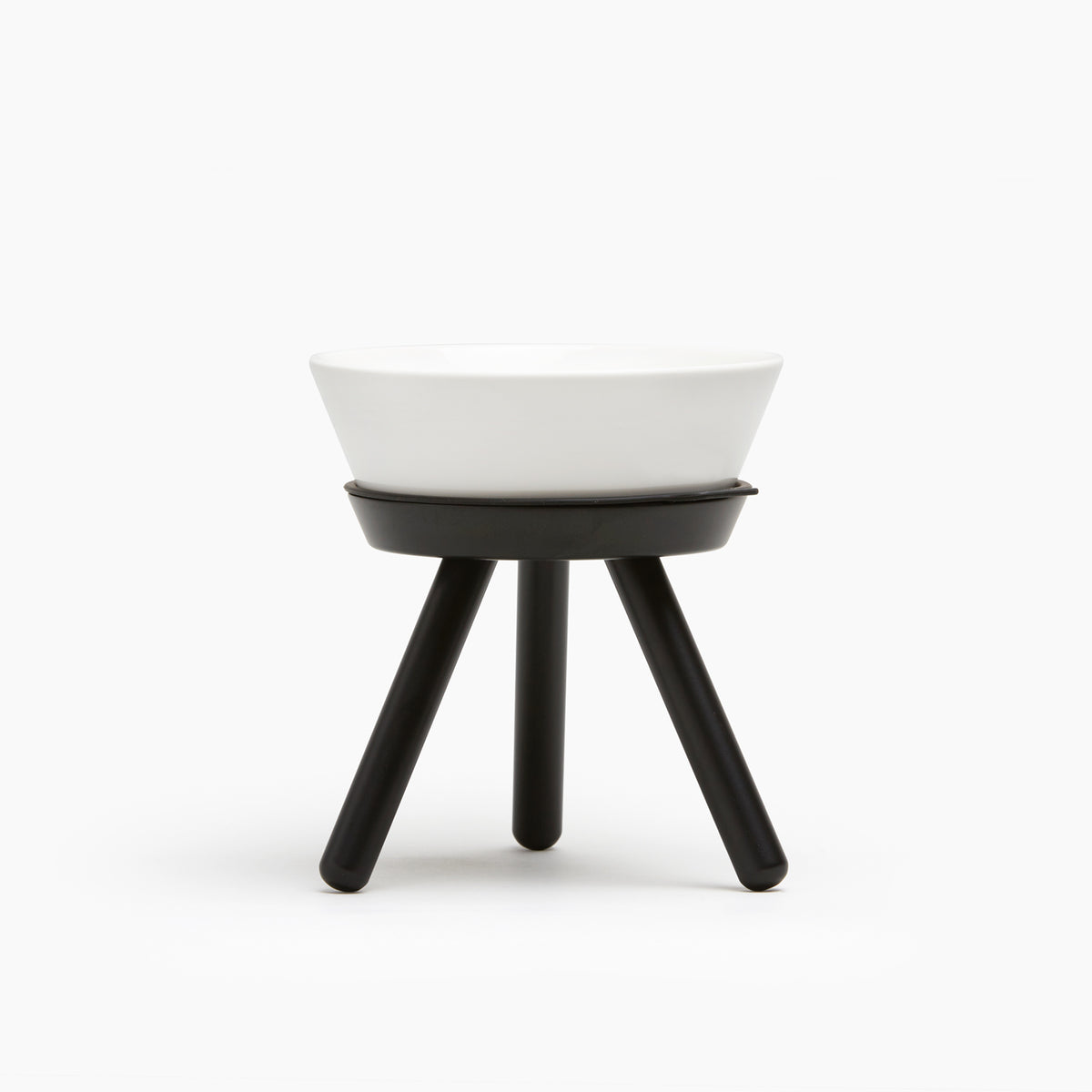 Oreo Elevated Pet Feeder Table . Black & White