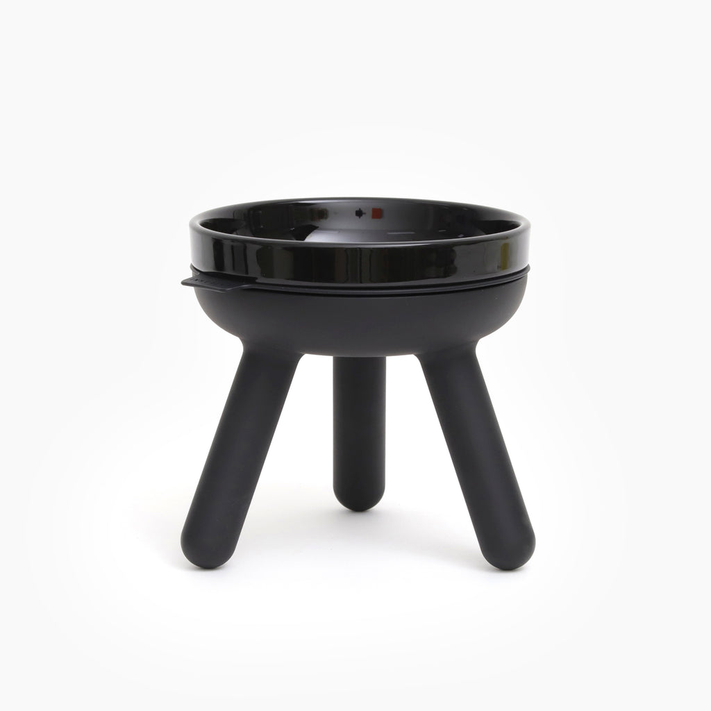 Easy Oreo Double Dining Set in Black: two tall elevated feeders on an Oreo pet mat