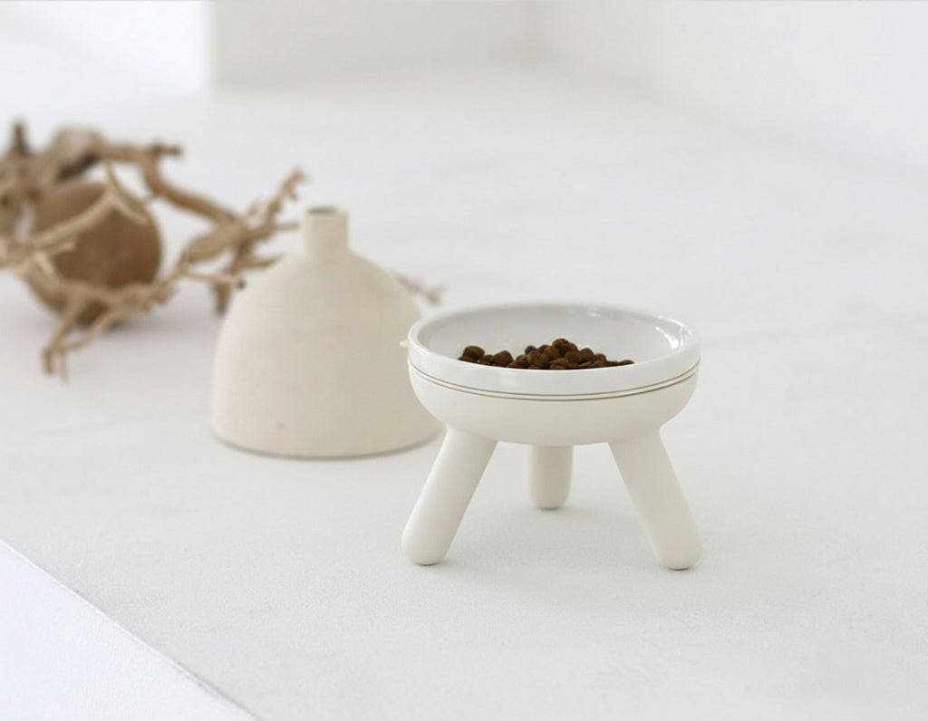 Easy Oreo Elevated Pet Feeder Table . Cream