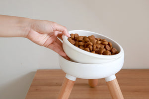 Oreo Wood Table . Ceramic Bowl