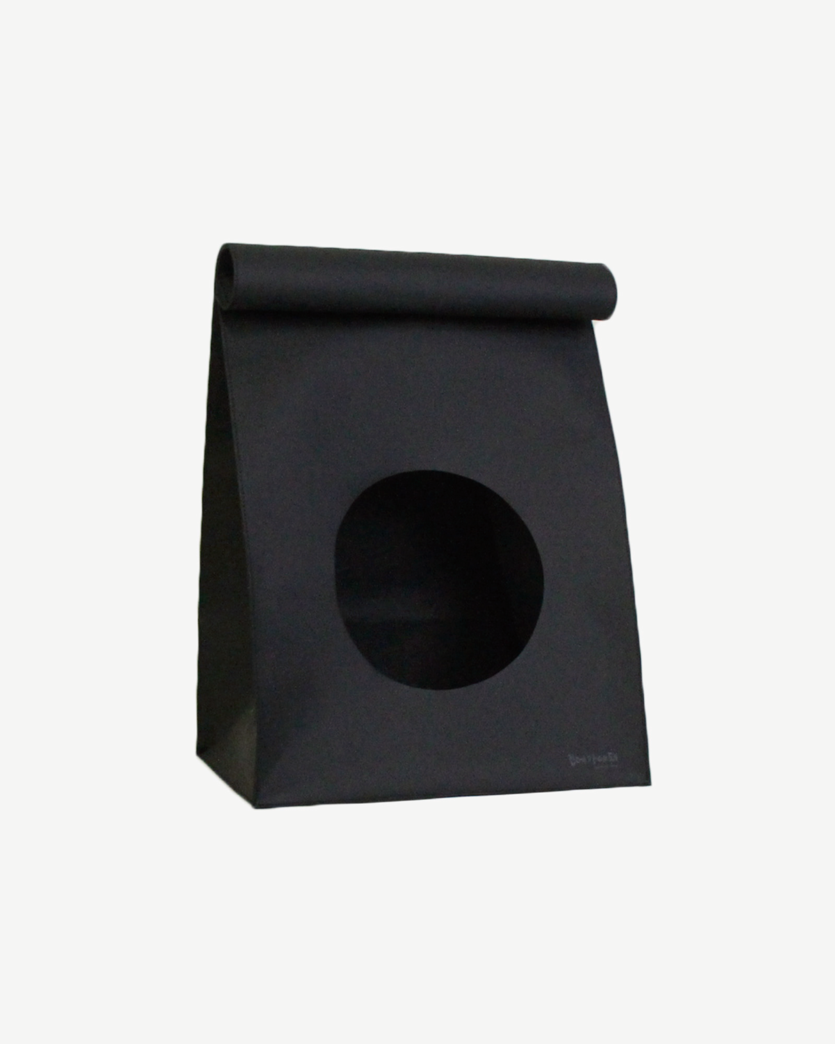 Hide & Seek cat bag made from 100% natural pulp with built-in scratcher and organic catnip – Petssogood