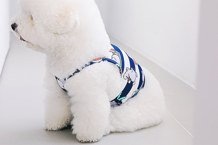 Aloha Hippo Crop Tee . Navy