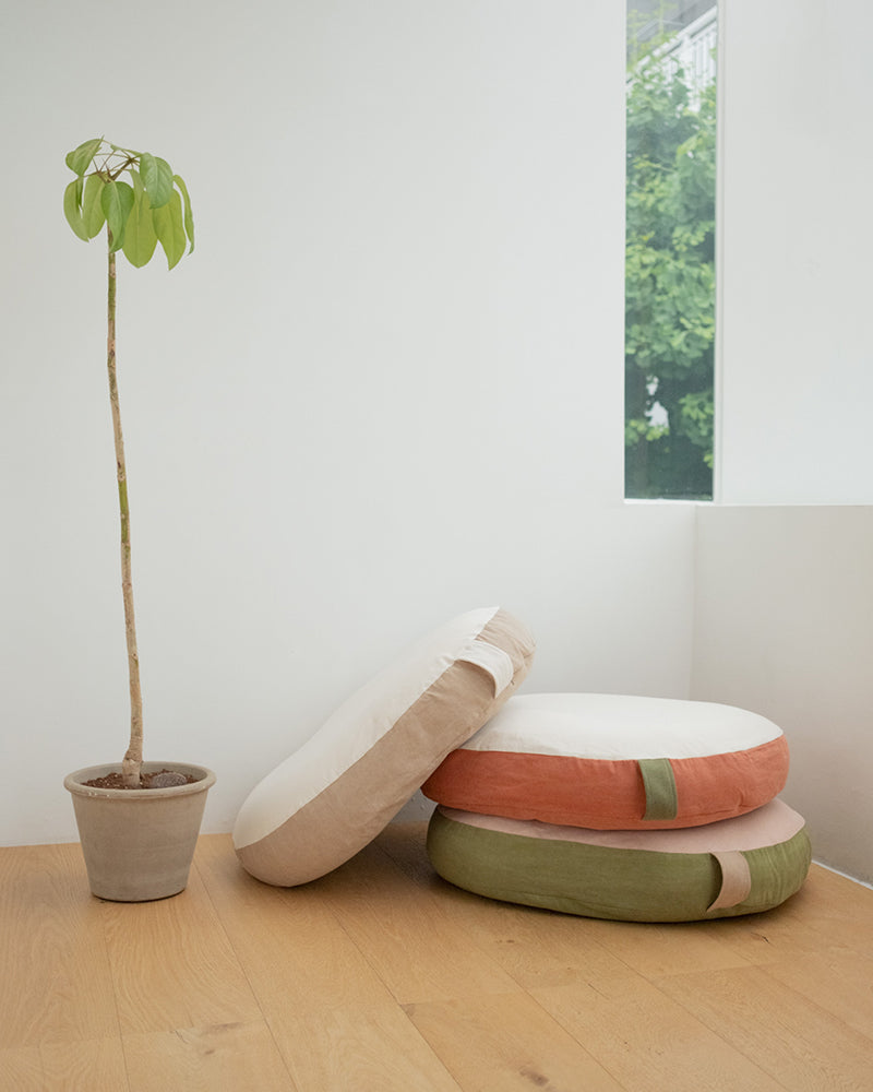 Haro Rest Cushion . Coral