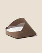 Marron felt pet bed with microfiber cotton cushion and sculptural modern-classic design – Petssogood