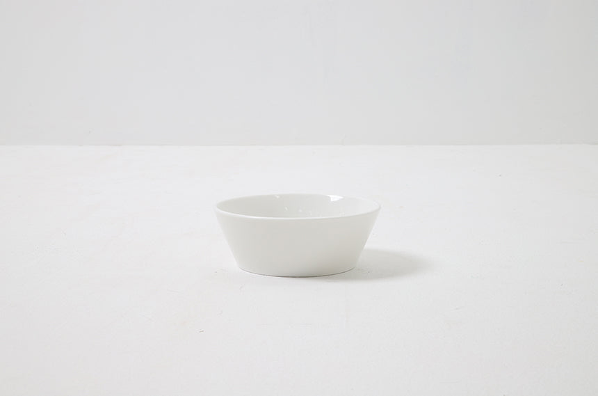 Oreo ceramic pet bowl designed to pair with the Oreo Table feeder, made with durable porcelain – Petssogood