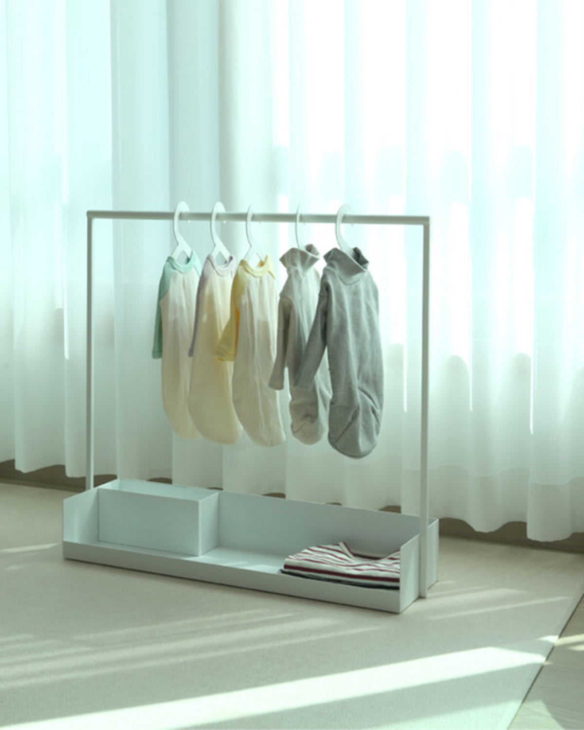 Mini Pet Clothing Rack . White