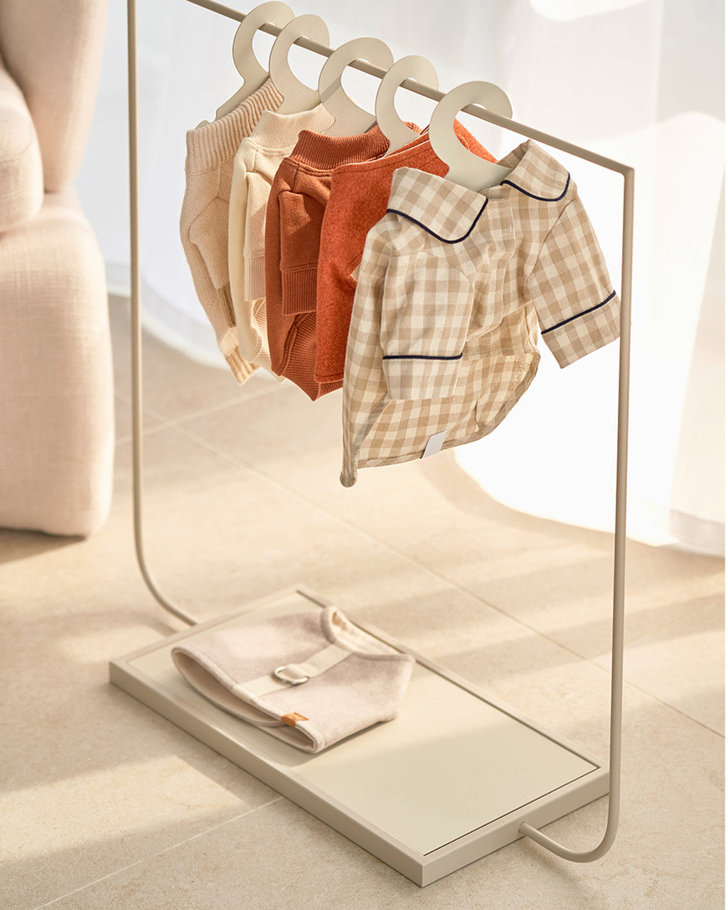 Pet Paper Hangers