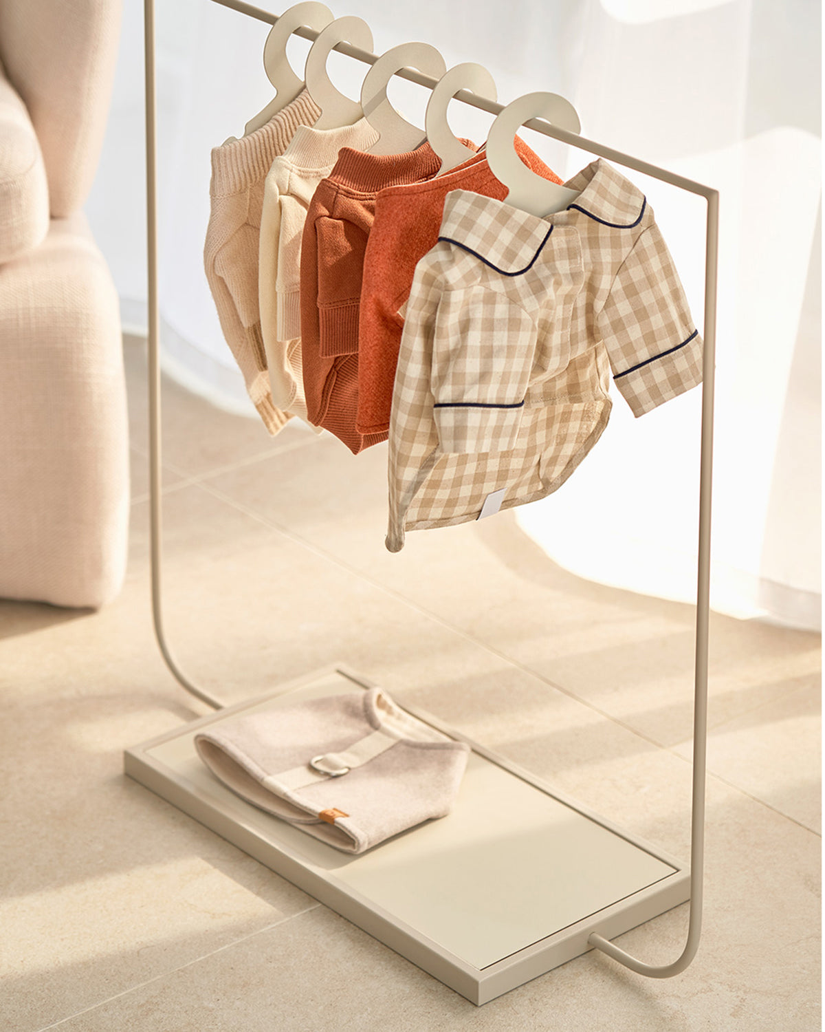 Pet Paper Hangers